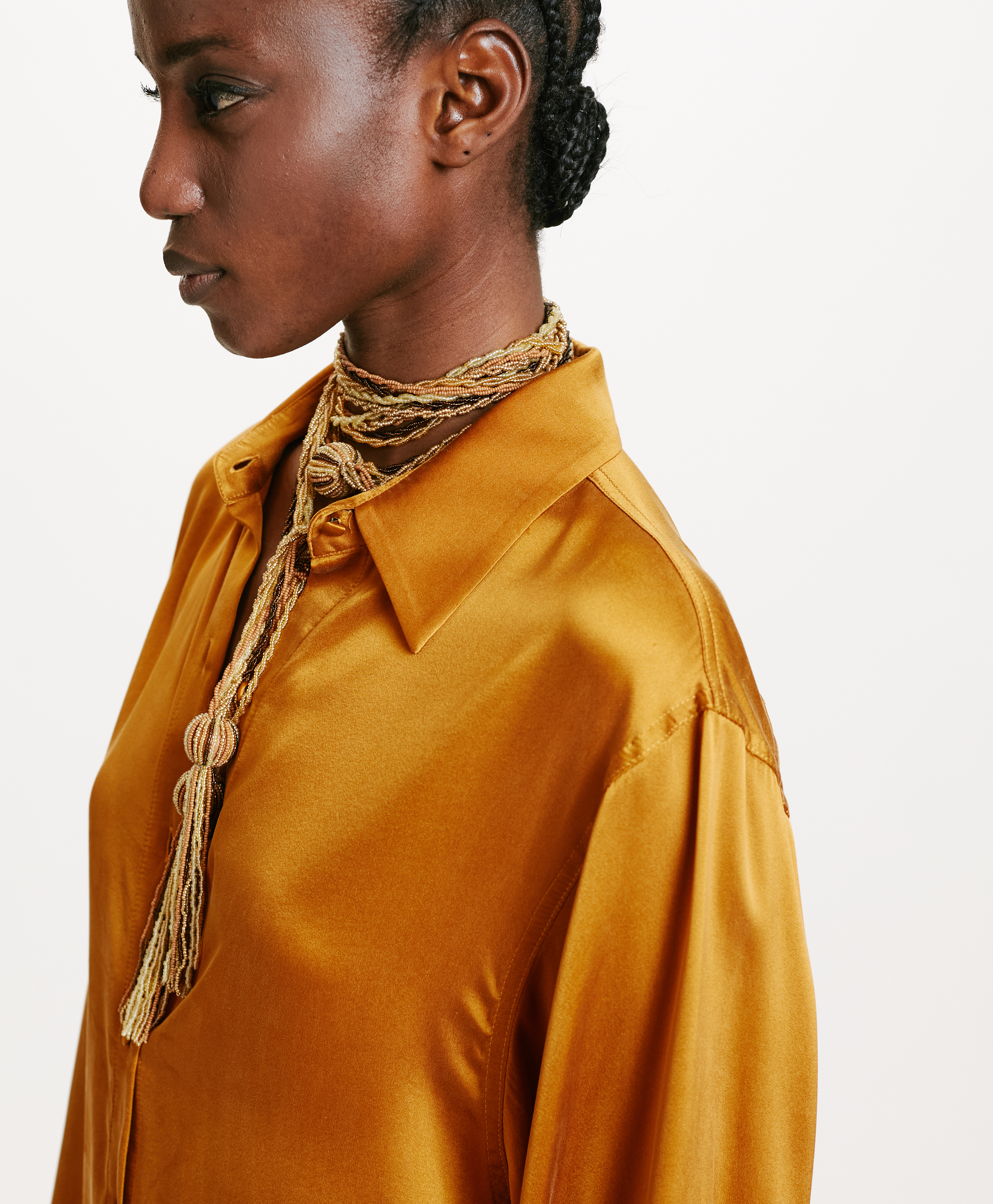 AKEMI SHIRT IN SOLID COLOUR SANDWASHED SILK - MUSTARD - Momonì